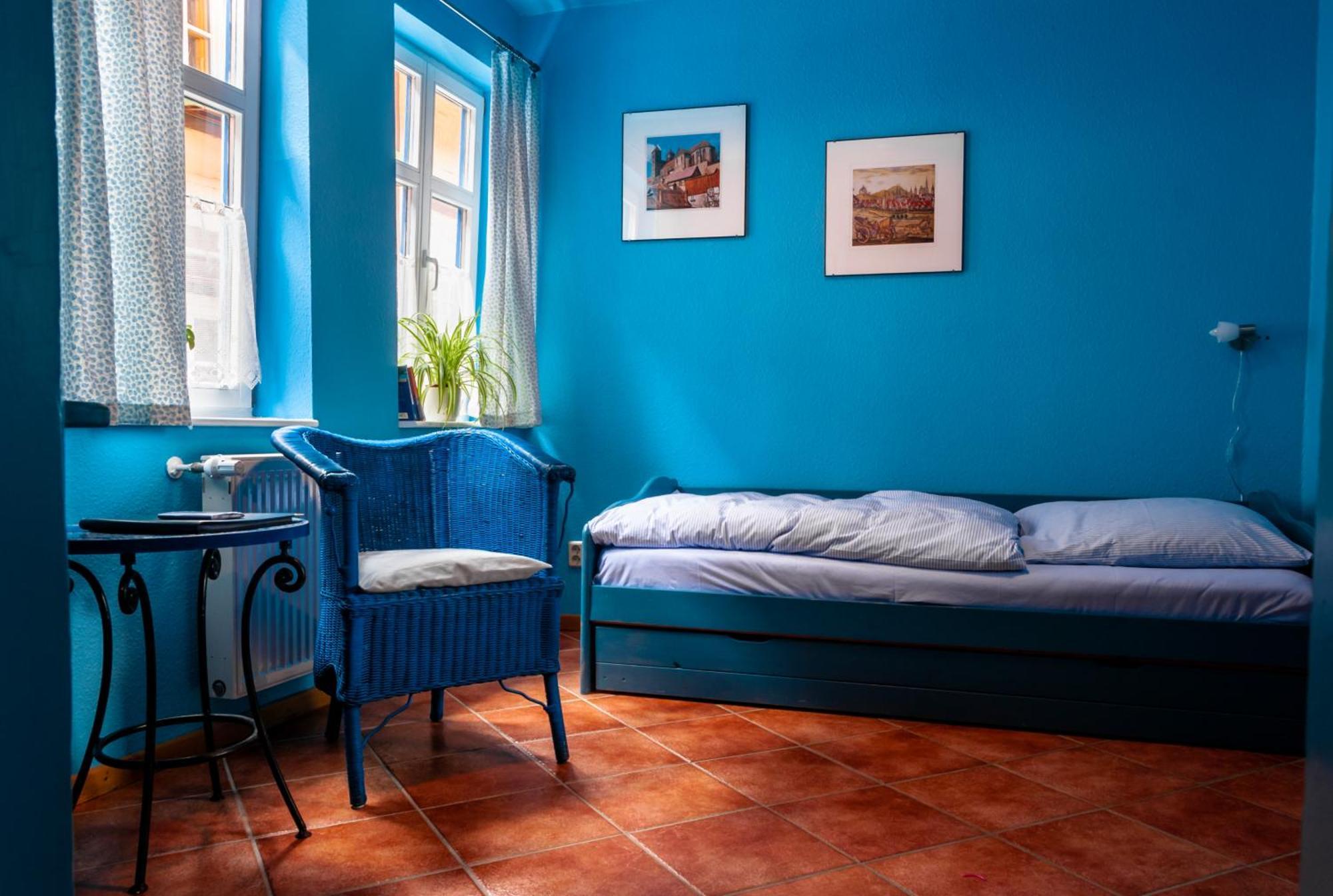 Fachwerkhotel - Ferienhaeuser Vorhof Zur Hoelle クヴェードリンブルク エクステリア 写真
