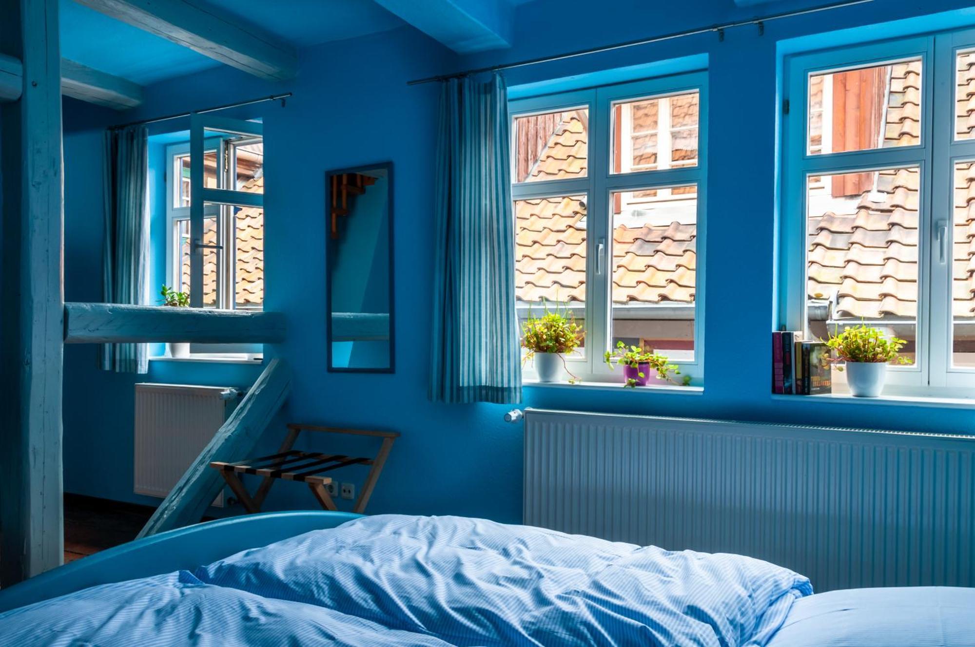 Fachwerkhotel - Ferienhaeuser Vorhof Zur Hoelle クヴェードリンブルク エクステリア 写真
