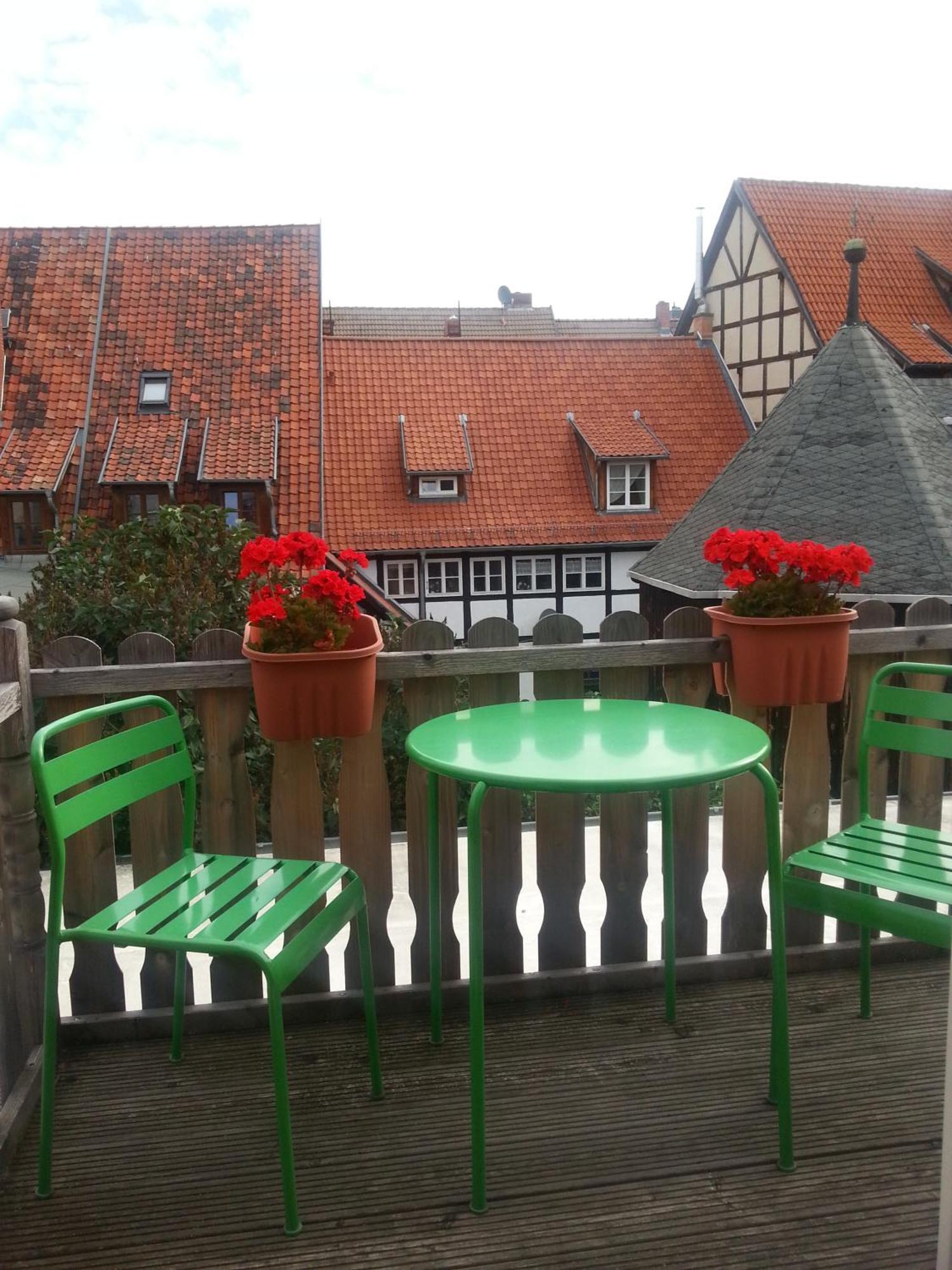 Fachwerkhotel - Ferienhaeuser Vorhof Zur Hoelle クヴェードリンブルク エクステリア 写真